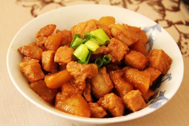 萝卜炖肉的做法，青萝卜炖肉的做法（白萝卜炖肉）