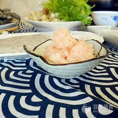 虾滑怎么下火锅，虾滑放火锅里煮多久（自制超Q虾滑  火锅必备）