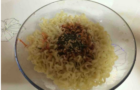 韩国火鸡面怎么做，火鸡面辣到什么程度