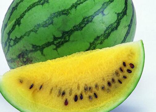 西瓜不熟怎么办变熟,西瓜切开没熟怎么办(西瓜不熟放几天能熟)