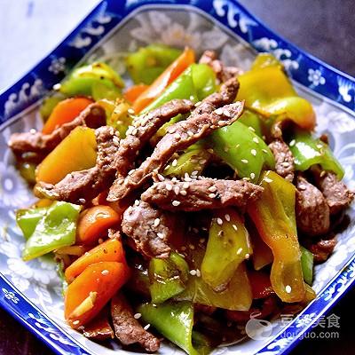尖椒牛柳的做法，尖椒牛柳的做法酱牛肉的做法（尖椒炒牛柳的做法）