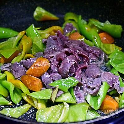 尖椒牛柳的做法，尖椒牛柳的做法酱牛肉的做法（尖椒炒牛柳的做法）