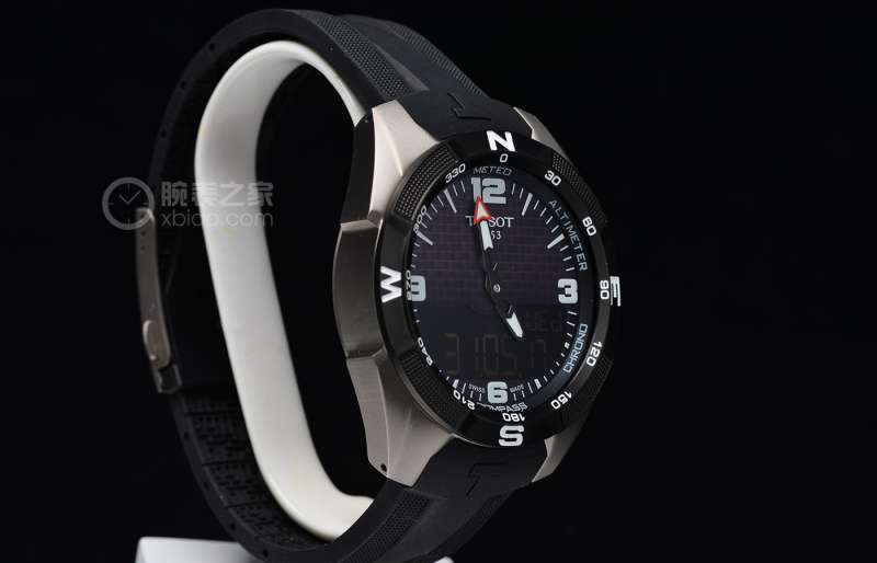 太阳能手表原理及优缺点，太阳能与光动能手表优缺点（简说天梭腾智太阳能系列NBA特别款腕表）