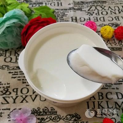 自制酸奶的做法，酸奶的制作方法 家庭版