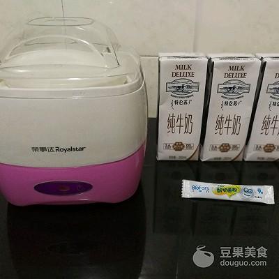 自制酸奶的做法，酸奶的制作方法 家庭版