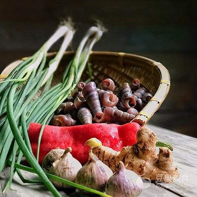 爆炒小贝壳的做法，爆炒贝壳图片（超过瘾的爆炒钉螺）