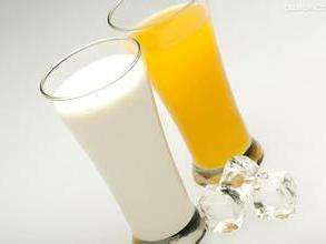 蛋白粉怎么吃最好，花样吃法吃出好味道（蛋白粉到底该怎么喝）