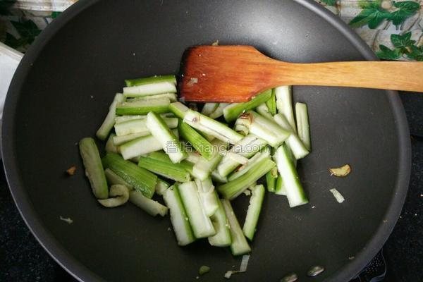 家常丝瓜的做法，丝瓜的家常做法大全（丝瓜最下饭的7种做法）