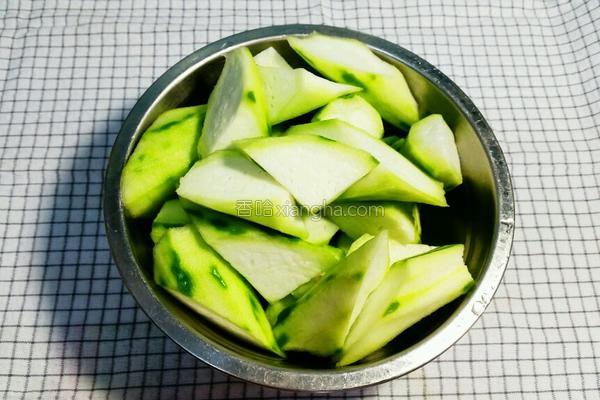 家常丝瓜的做法，丝瓜的家常做法大全（丝瓜最下饭的7种做法）