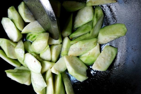 家常丝瓜的做法，丝瓜的家常做法大全（丝瓜最下饭的7种做法）