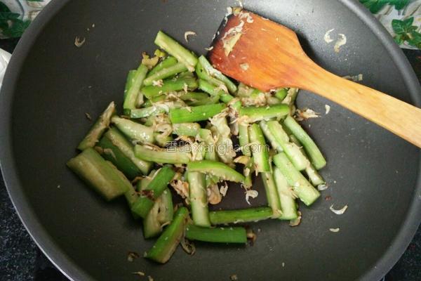 家常丝瓜的做法，丝瓜的家常做法大全（丝瓜最下饭的7种做法）