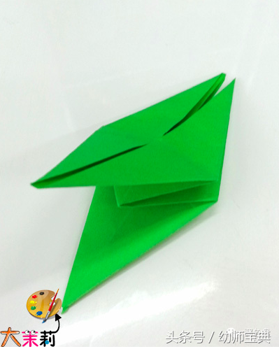 儿童手工龙舟怎样制作，儿童手工龙舟怎样制作简单（4款可爱的龙舟手工陪你庆端午）