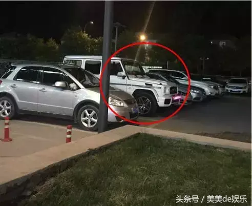 欢乐颂里演关关的演员叫什么名字，欢乐颂关关是谁扮演的（《欢乐颂2》毫不起眼的“关关”是白富美）