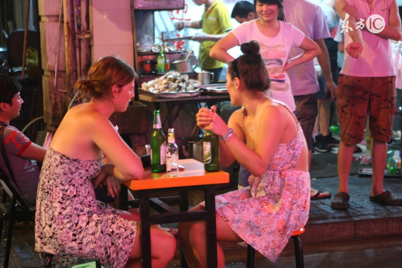 晚饭的英文，准备晚饭的英文（夜宵不是说evening）