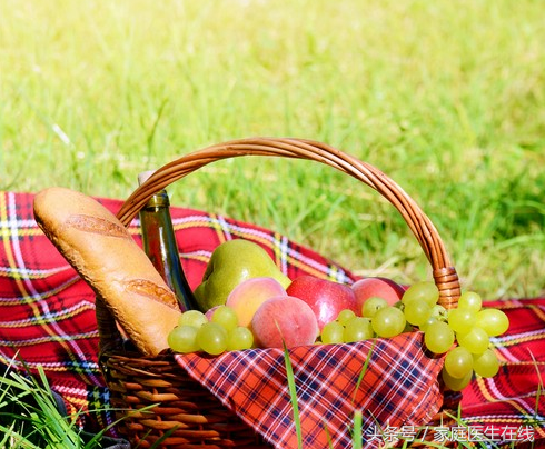 怎样预防乳腺癌，怎样预防乳腺癌的早期症状（预防乳腺癌的6个方法）