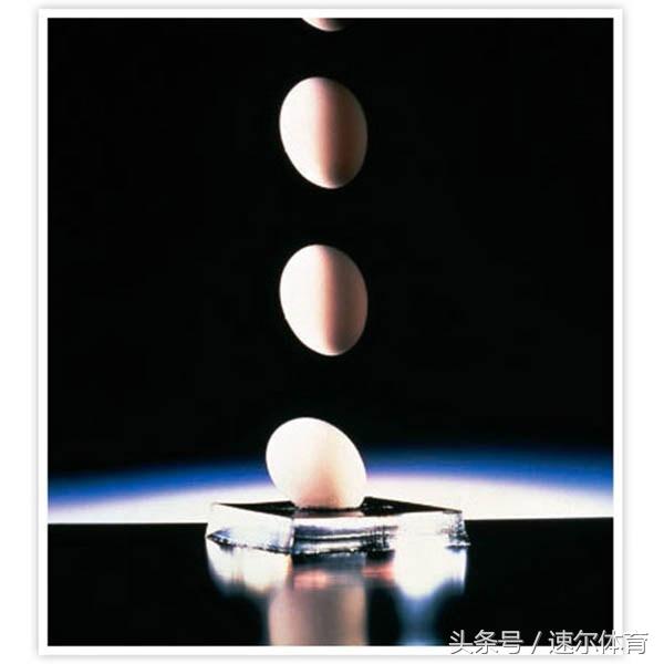 亚瑟士运动鞋是哪个国家的品牌，亚瑟士是哪个国家的牌子（Asics亚瑟士到底有哪些牛逼的地方而被称为“跑鞋之王”）