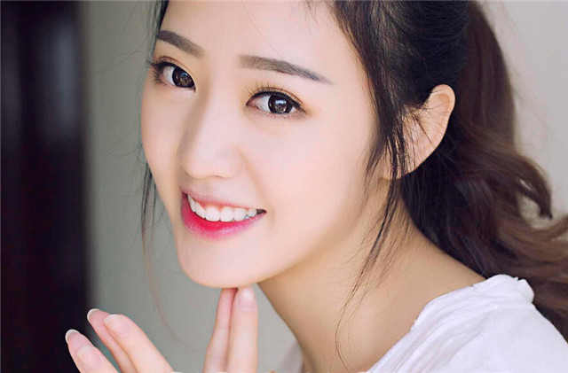 属狗的和什么属相最配，属狗的和什么属相最配,相克相冲（生肖狗最佳的婚配良缘在哪里）