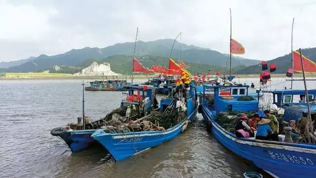 阿娘黄鱼面，阿娘黄鱼面价格（传说可以鲜掉你的眉毛）