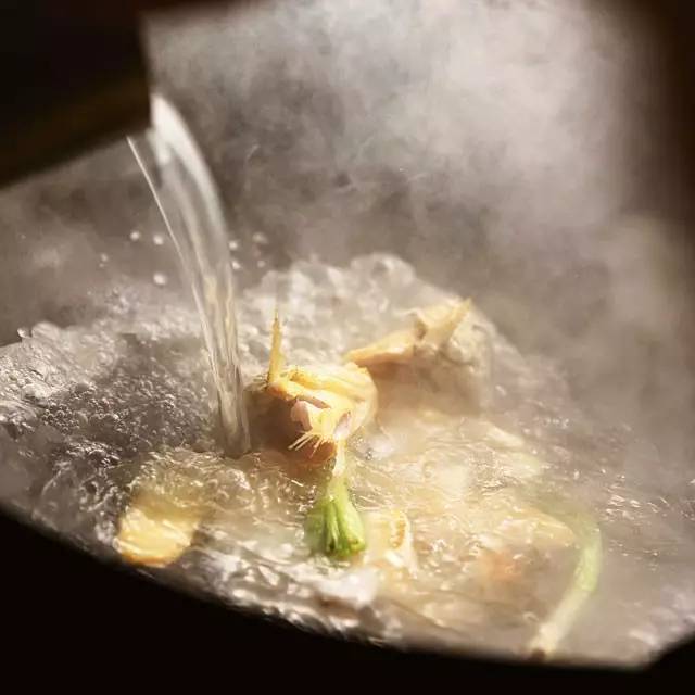 阿娘黄鱼面，阿娘黄鱼面价格（传说可以鲜掉你的眉毛）