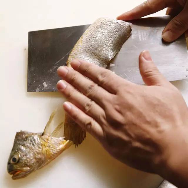 阿娘黄鱼面，阿娘黄鱼面价格（传说可以鲜掉你的眉毛）