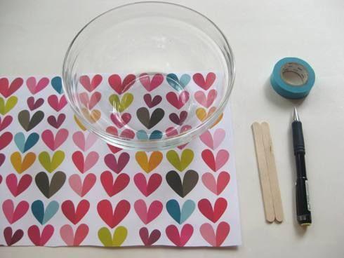 如何用彩纸做圆形扇子，如何用彩纸做圆形扇子视频（孩子暑期手工制作—纸扇）