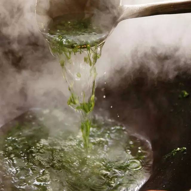 阿娘黄鱼面，阿娘黄鱼面价格（传说可以鲜掉你的眉毛）