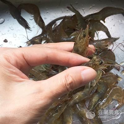 椒盐虾（椒盐虾做法，椒盐基围虾的做法（椒盐虾的做法图片）