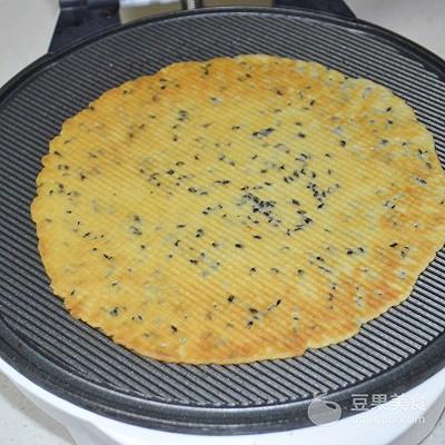 蛋卷的家常做法，家常蛋卷的简单做法窍门（手工蛋卷的做法）