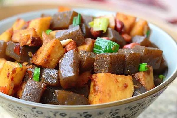 魔芋粉丝的功效作用，山芋粉丝的作用与功效（“减肥神器”的它几乎0热量）