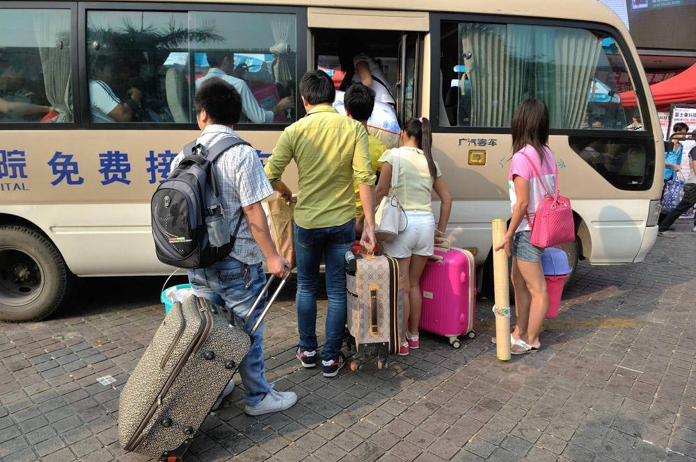 深圳三和人才大市场，龙华三和人才市场具体地址（三和，一个南方的童话）