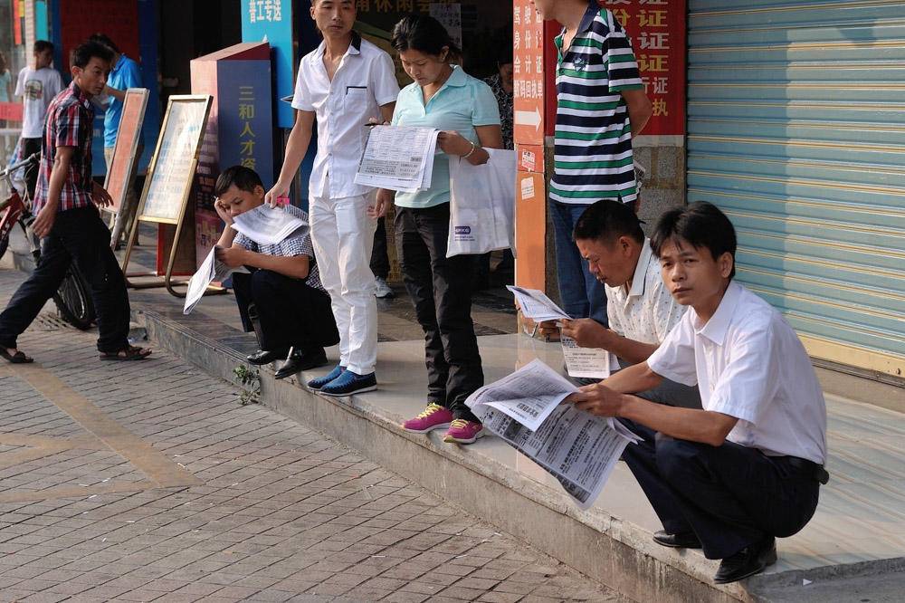 深圳三和人才大市场，龙华三和人才市场具体地址（三和，一个南方的童话）
