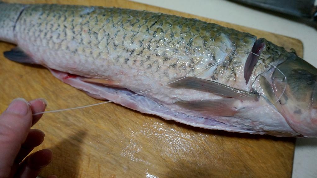 熏鱼的制作方法，山东熏鱼的制作方法（你真的以为熏鱼是熏出来的吗）