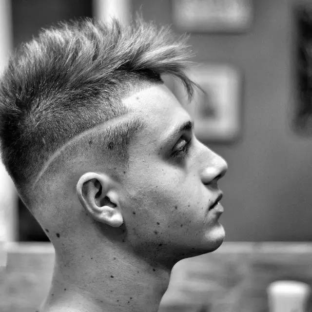 如何剪男士头发，如何剪男士头发视频教程（除了中分、undercut）