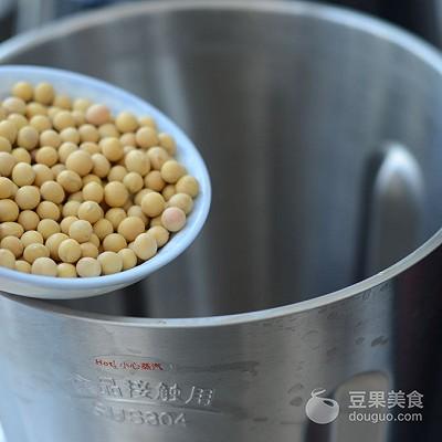  纯黄豆豆浆怎么做，玉米纯豆浆的做法
