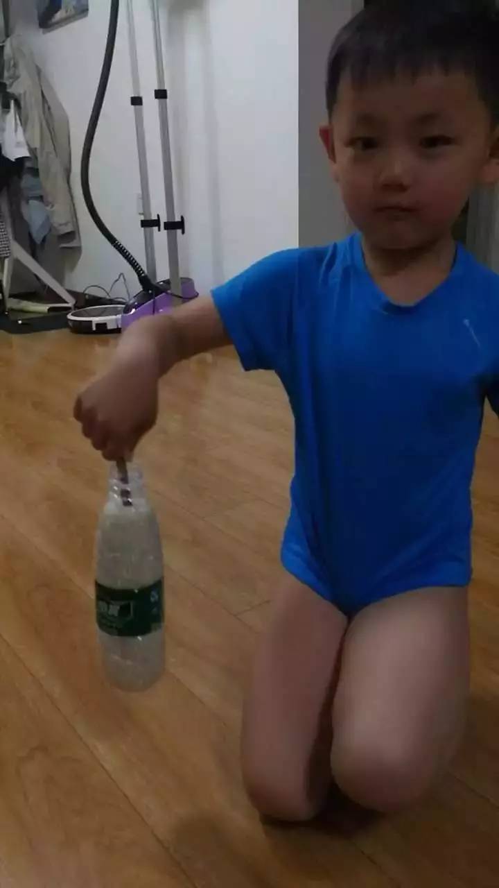 达芬奇是怎样画鸡蛋的，达芬奇如何画鸡蛋（小达芬奇要是知道了这种简单画鸡蛋的方法）