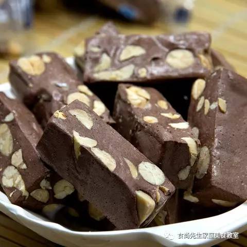 Nougat微信昵称（牛轧糖）网名，Nougat微信昵称（牛轧糖）微信昵称（只为寻找儿时那份童真记忆）