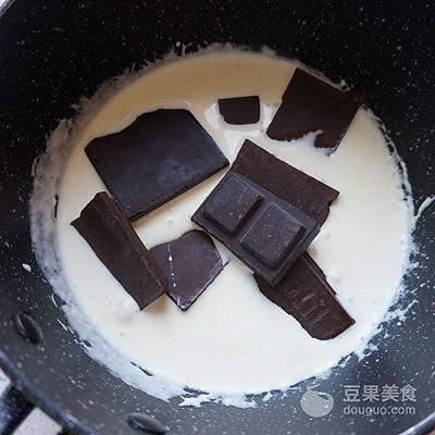 小四寸蛋糕多大，6寸蛋糕多大（四寸加高甘纳许淋面蛋糕#有颜值的实力派#）