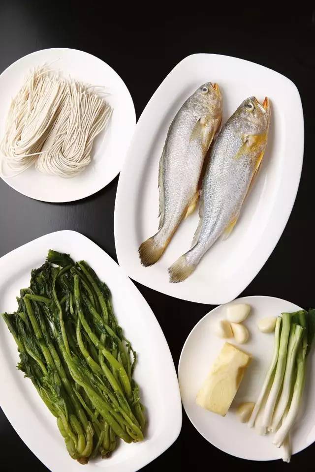 阿娘黄鱼面，阿娘黄鱼面价格（传说可以鲜掉你的眉毛）