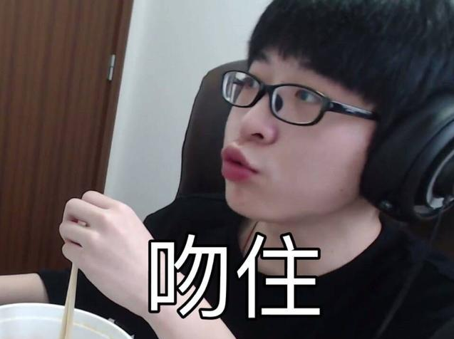 王者荣耀模拟器，王者荣耀模拟器最强阵营（看嗨氏用电脑玩王者荣耀）
