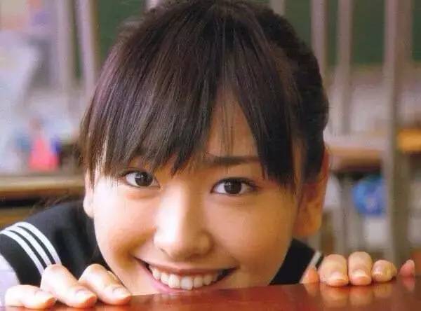 新垣结衣最近日剧，日本女神新垣结衣的作品全推荐