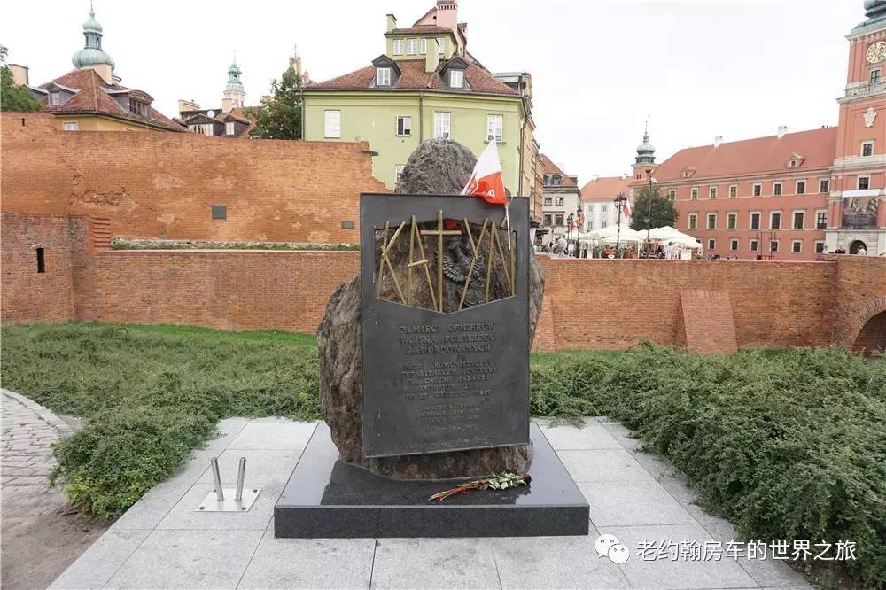 poland是哪个国家，poland是哪里（开着房车去欧洲丨曾经饱经战火、如今凤凰涅槃的波兰首都-华沙）