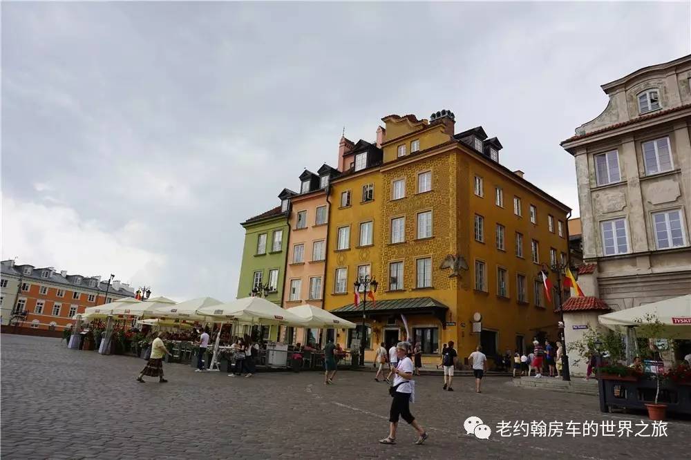 poland是哪个国家，poland是哪里（开着房车去欧洲丨曾经饱经战火、如今凤凰涅槃的波兰首都-华沙）