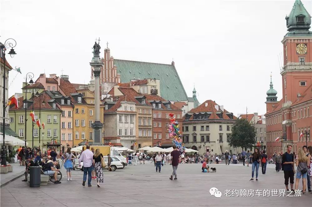 poland是哪个国家，poland是哪里（开着房车去欧洲丨曾经饱经战火、如今凤凰涅槃的波兰首都-华沙）