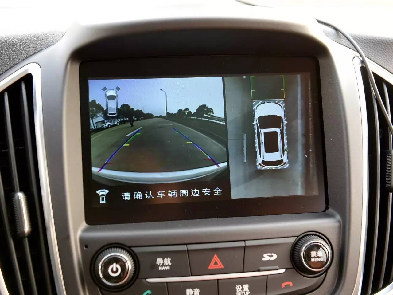 宝骏560和哈佛h6哪个好，宝骏560长宽高多少（宝骏560vs哈弗H6怎么选）