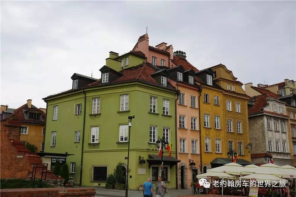 poland是哪个国家，poland是哪里（开着房车去欧洲丨曾经饱经战火、如今凤凰涅槃的波兰首都-华沙）