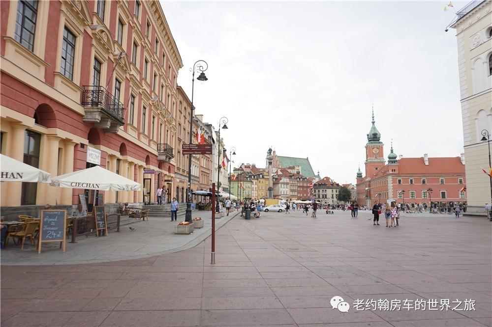 poland是哪个国家，poland是哪里（开着房车去欧洲丨曾经饱经战火、如今凤凰涅槃的波兰首都-华沙）