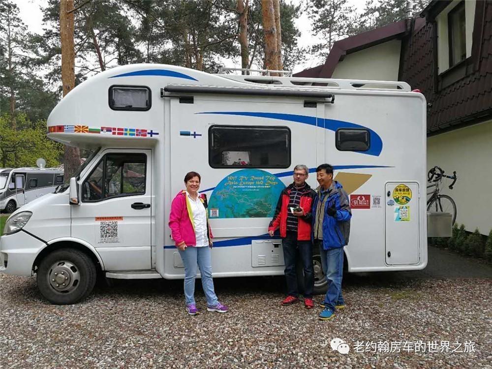 poland是哪个国家，poland是哪里（开着房车去欧洲丨曾经饱经战火、如今凤凰涅槃的波兰首都-华沙）