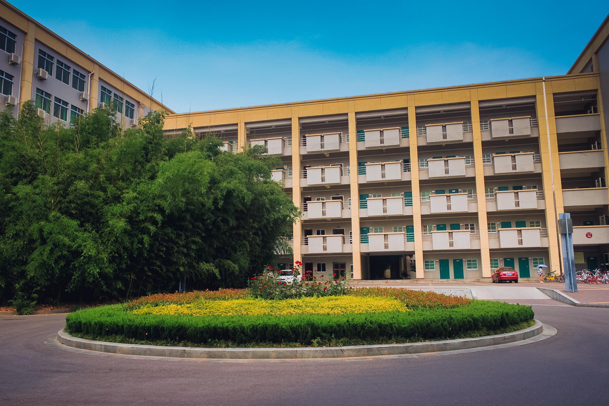 陕师大长安校区，陕师大有几个校区（陕师大有几个校区地址）