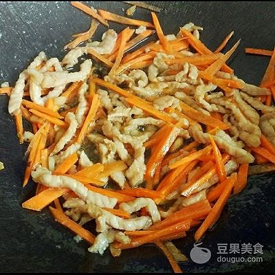 炒粉的做法，炒粉的做法视频教程（炒米粉的做法）