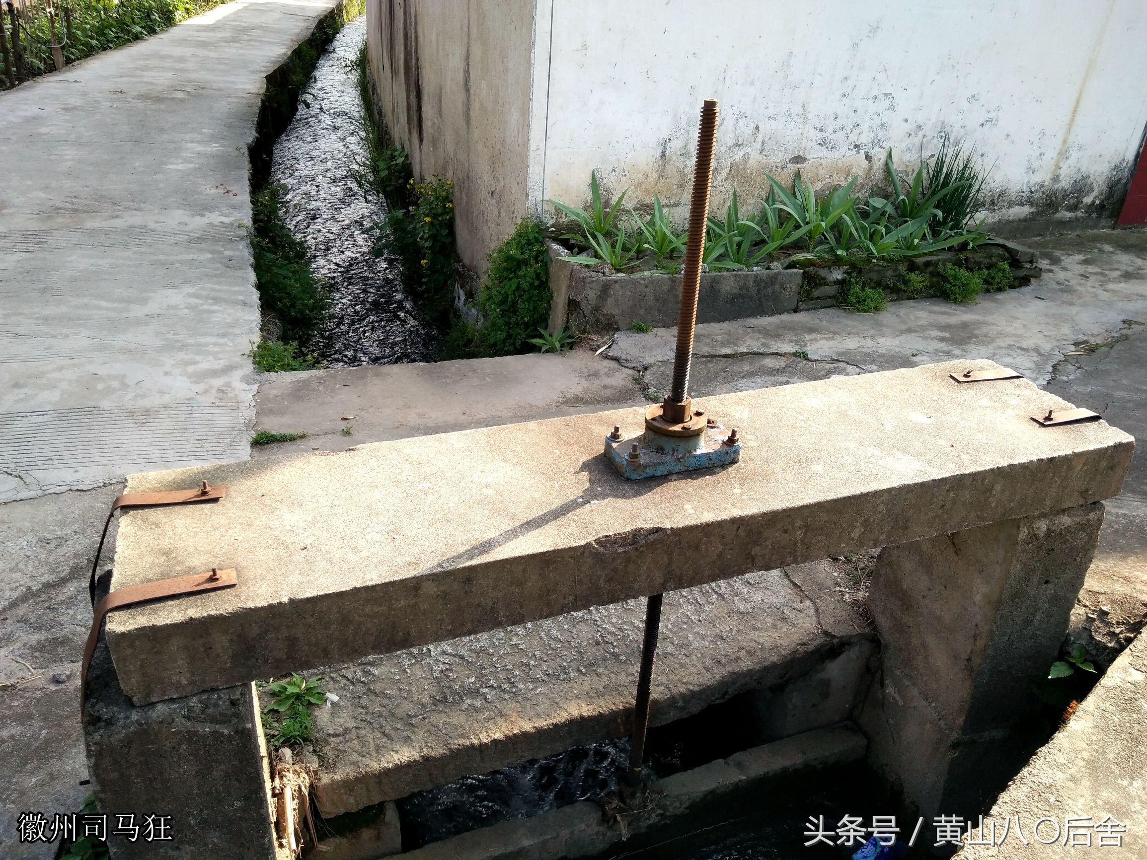 堨字不同读音意思解释，堨怎么读（因水利工程而得名和兴旺的古村落）